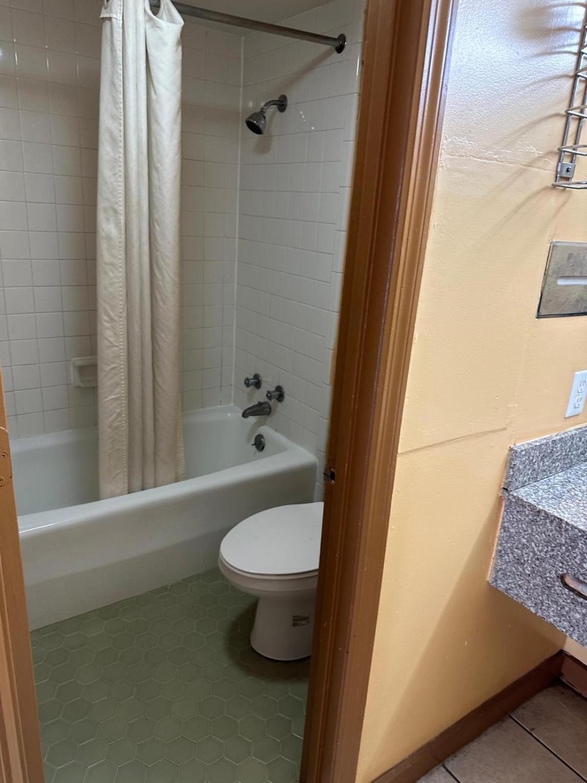 College Inn Spartanburg Ngoại thất bức ảnh